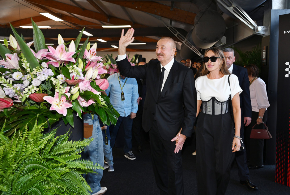 Prezident İlham Əliyev və birinci xanım Mehriban Əliyeva Formula 1 Azərbaycan Qran-Prisinin əsas yarışına baxıblar<font color=red> - FOTOLAR</font>