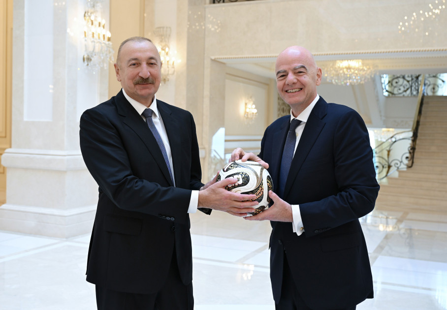 Prezident İlham Əliyev FIFA-nın prezidentini qəbul edib<font color=red> - FOTOLAR</font>