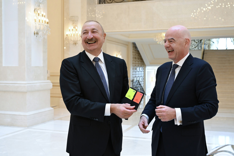 Prezident İlham Əliyev FIFA-nın prezidentini qəbul edib<font color=red> - FOTOLAR</font>