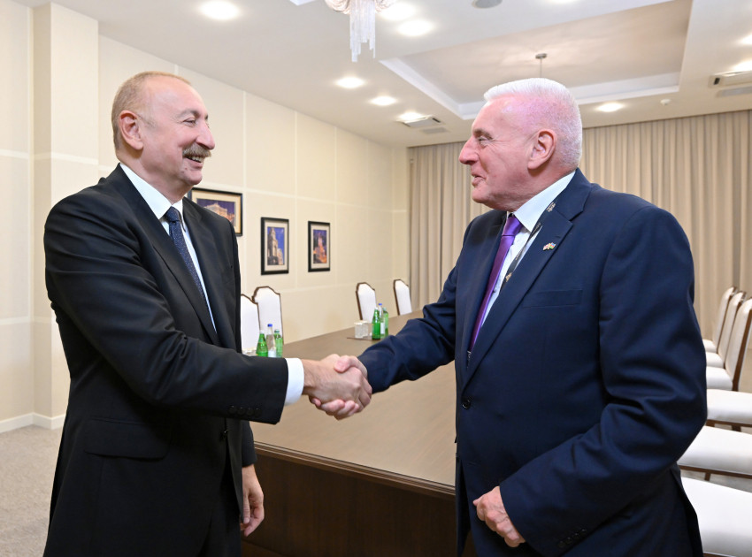 Prezident İlham Əliyev Birləşmiş Krallığın müdafiə üzrə dövlət nazirini qəbul edib<font color=red> - FOTOLAR</font>
