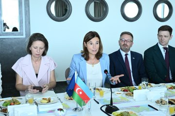 Hikmət Hacıyev: Aİ-Azərbaycan tərəfdaşlığı strateji əhəmiyyət daşıyır <font color=red> - FOTOLAR</font>