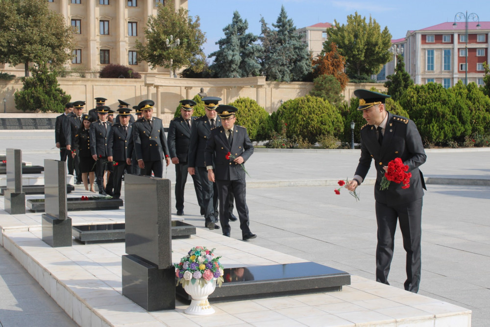 Prokurorluq əməkdaşları peşə bayramını qeyd ediblər<font color=red> - FOTOLAR</font>