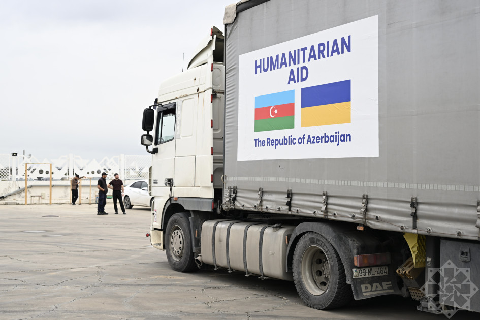 Azərbaycandan Ukraynaya növbəti humanitar yardım göndərilib<font color=red> - FOTOLAR</font>