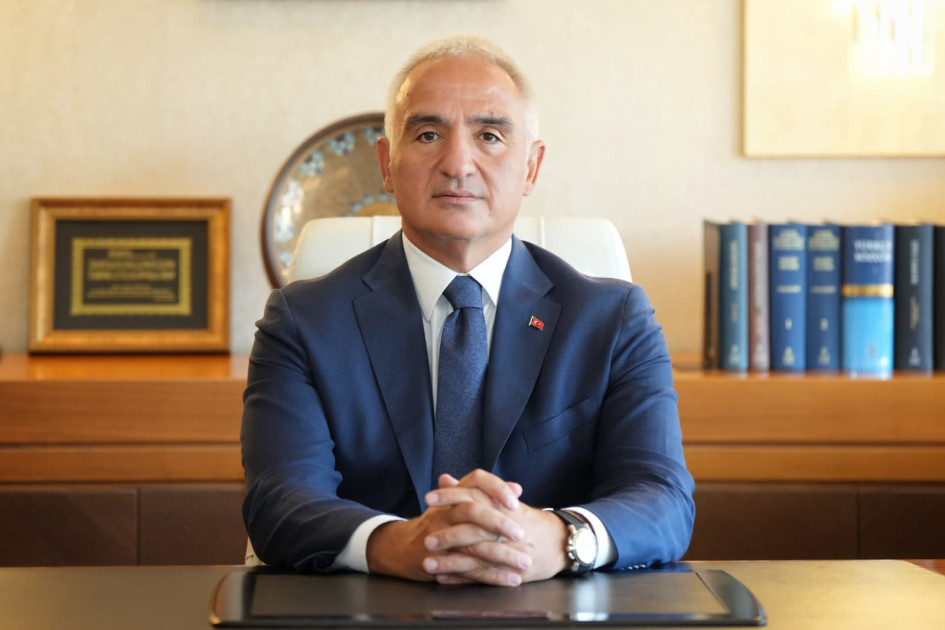 Türkiyədə 525 nadir əlyazma rəqəmsal istifadəyə verilib<font color=red> - FOTOLAR</font>