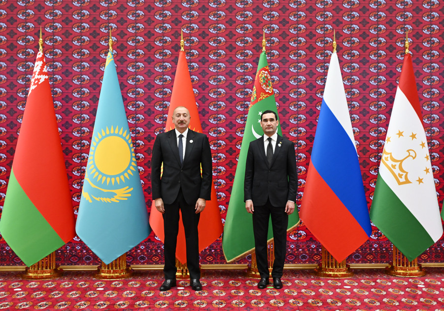 Prezident İlham Əliyev MDB Dövlət Başçıları Şurasının iclasında iştirak etmək üçün “Avaza” Kompleksinə gəlib<font color='red'> -  YENİLƏNİB</font><font color=red> - FOTOLAR</font>