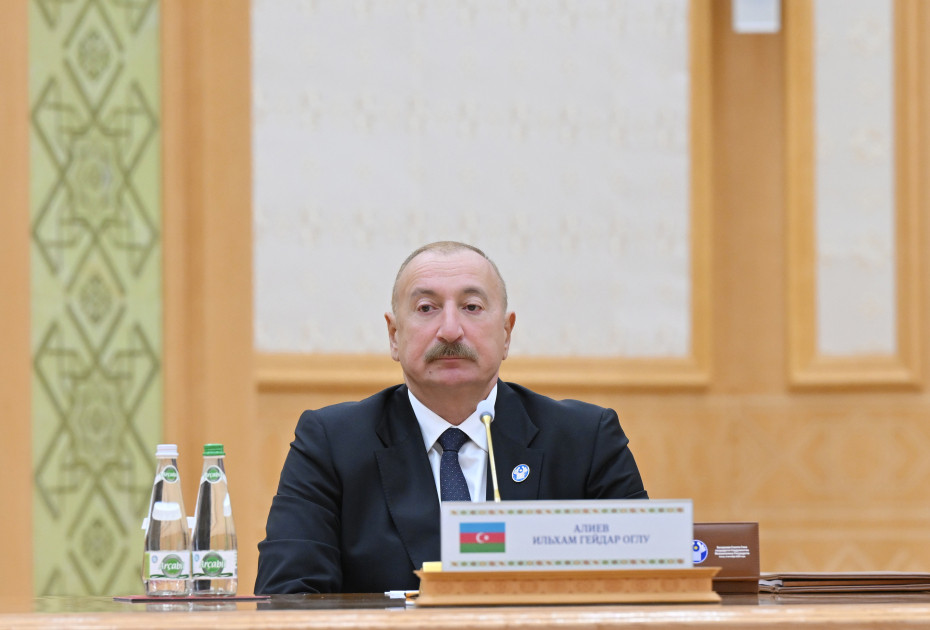 Prezident İlham Əliyev MDB Dövlət Başçıları Şurasının məhdud tərkibdə iclasında iştirak edir<font color=red> - FOTOLAR</font>