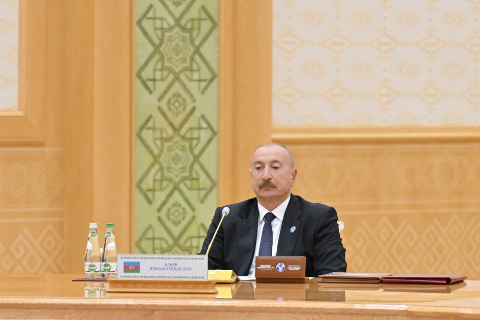 Prezident İlham Əliyev MDB Dövlət Başçıları Şurasının məhdud tərkibdə iclasında iştirak edib<font color='red'> - YENİLƏNİB</font><font color=red> - FOTOLAR</font>