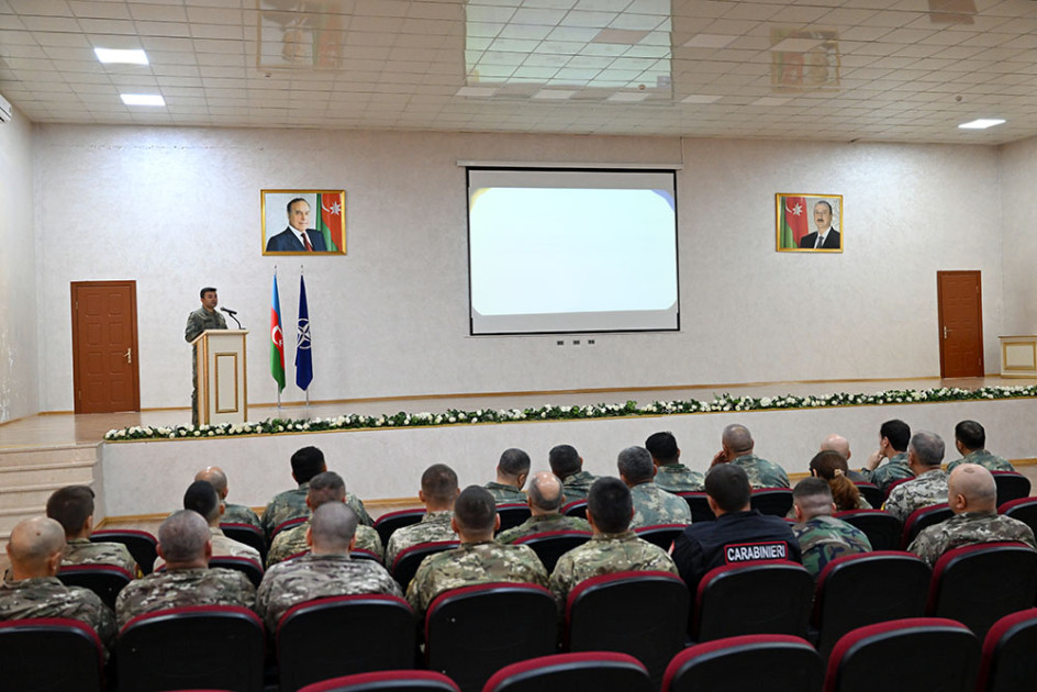 Bakıda NATO-nun təlim kursu keçirilir<font color=red> - FOTOLAR</font>