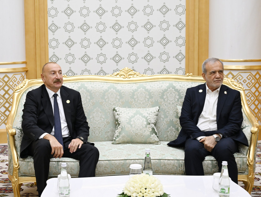 Türkmənbaşı şəhərində Prezident İlham Əliyevin İran Prezidenti ilə görüşü keçirilib<font color='red'> - YENİLƏNƏCƏK</font><font color=red> - FOTOLAR</font>