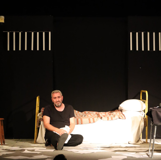 Naxçıvanda Ərzurum Şəhər Teatrının “Madmazelin pişiyi” tamaşası nümayiş olunub<font color=red> - FOTOLAR</font>