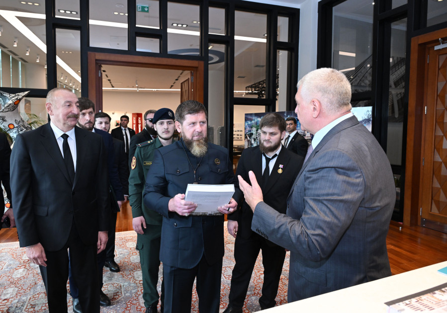 Prezident İlham Əliyev və Rusiyanın Çeçenistan Respublikasının başçısı “Bakı Ağ Şəhər”də olublar<font color=red> - FOTOLAR</font>