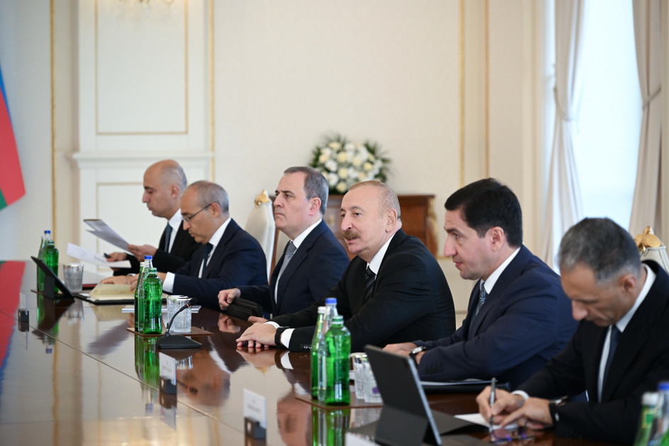 Prezident İlham Əliyevin Kambocanın Baş naziri ilə geniş tərkibdə görüşü olub<font color='red'> - YENİLƏNİB</font><font color=red> - FOTOLAR</font>