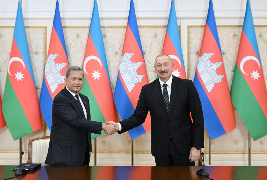 Prezident İlham Əliyev və Kambocanın Baş naziri mətbuata bəyanatlarla çıxış ediblər <font color='red'> - YENİLƏNİB</font><font color=red> - FOTOLAR</font>