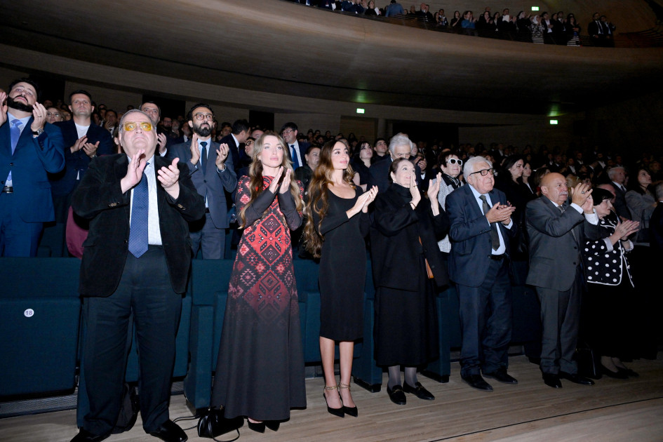 Azərbaycanın nəhəng kinematoqrafiya layihələrindən birinin – “44” bədii filminin premyerası olub<font color=red> - FOTOLAR</font>