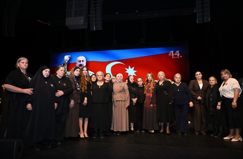 Azərbaycanın nəhəng kinematoqrafiya layihələrindən birinin – “44” bədii filminin premyerası olub<font color=red> - FOTOLAR</font>