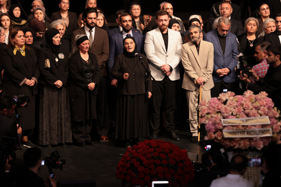 Azərbaycanın nəhəng kinematoqrafiya layihələrindən birinin – “44” bədii filminin premyerası olub<font color=red> - FOTOLAR</font>