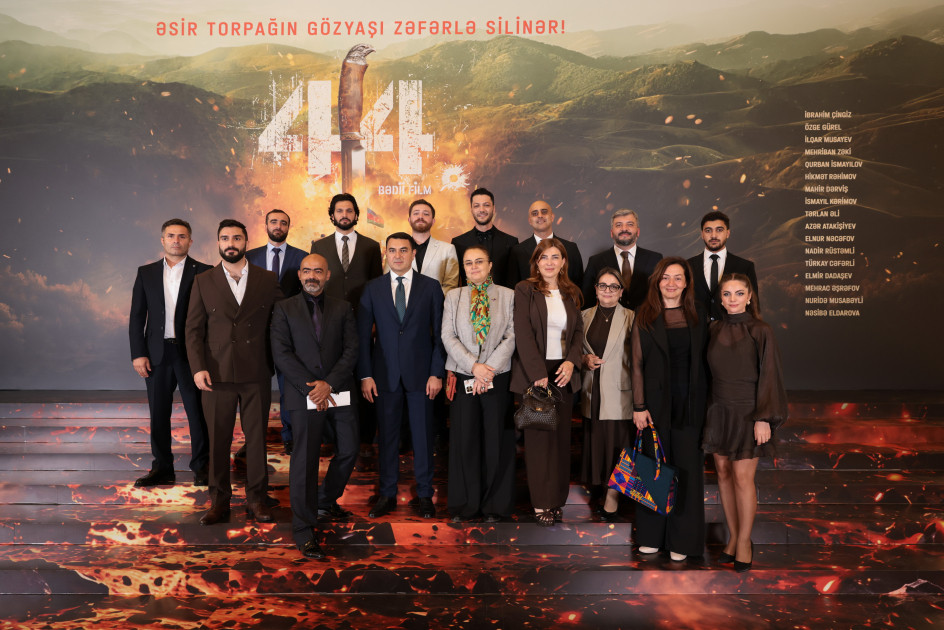 Azərbaycanın nəhəng kinematoqrafiya layihələrindən birinin – “44” bədii filminin premyerası olub<font color=red> - FOTOLAR</font>