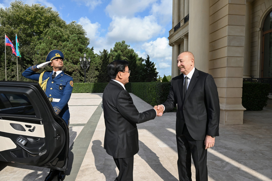 Laos Prezidentinin Bakıda rəsmi qarşılanma mərasimi olub<font color=red> - FOTOLAR</font>