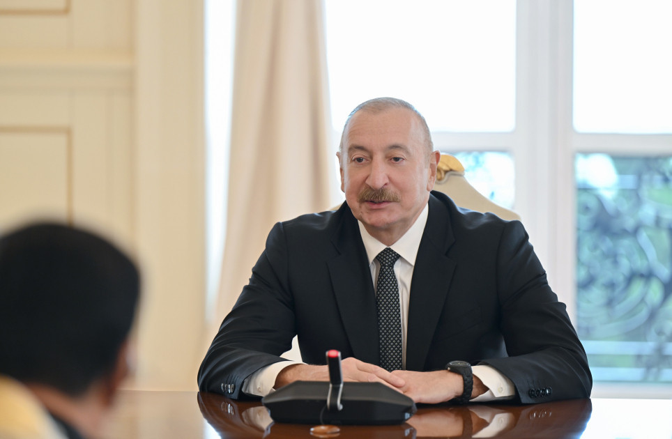 Prezident İlham Əliyevin Laos Prezidenti ilə geniş tərkibdə görüşü olub<font color='red'> - YENİLƏNİB</font><font color=red> - FOTOLAR</font>