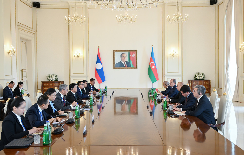 Prezident İlham Əliyevin Laos Prezidenti ilə geniş tərkibdə görüşü olub<font color='red'> - YENİLƏNİB</font><font color=red> - FOTOLAR</font>