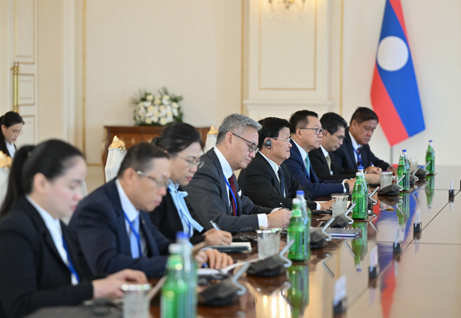 Prezident İlham Əliyevin Laos Prezidenti ilə geniş tərkibdə görüşü olub<font color='red'> - YENİLƏNİB</font><font color=red> - FOTOLAR</font>
