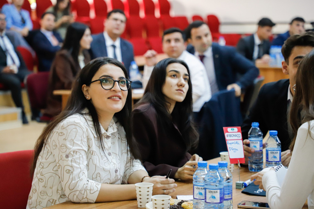 Dövlət qurumlarının gənc əməkdaşları arasında intellekt yarışı keçirilib<font color=red> - FOTOLAR</font>