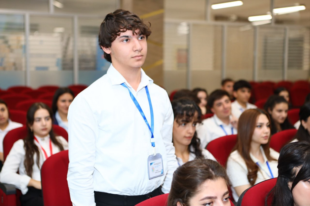 "ASAN xidmət" mərkəzində “Ekoloji məsuliyyət və davamlı gələcək” mövzusunda maarifləndirici görüş keçirilib<font color=red> - FOTOLAR</font>