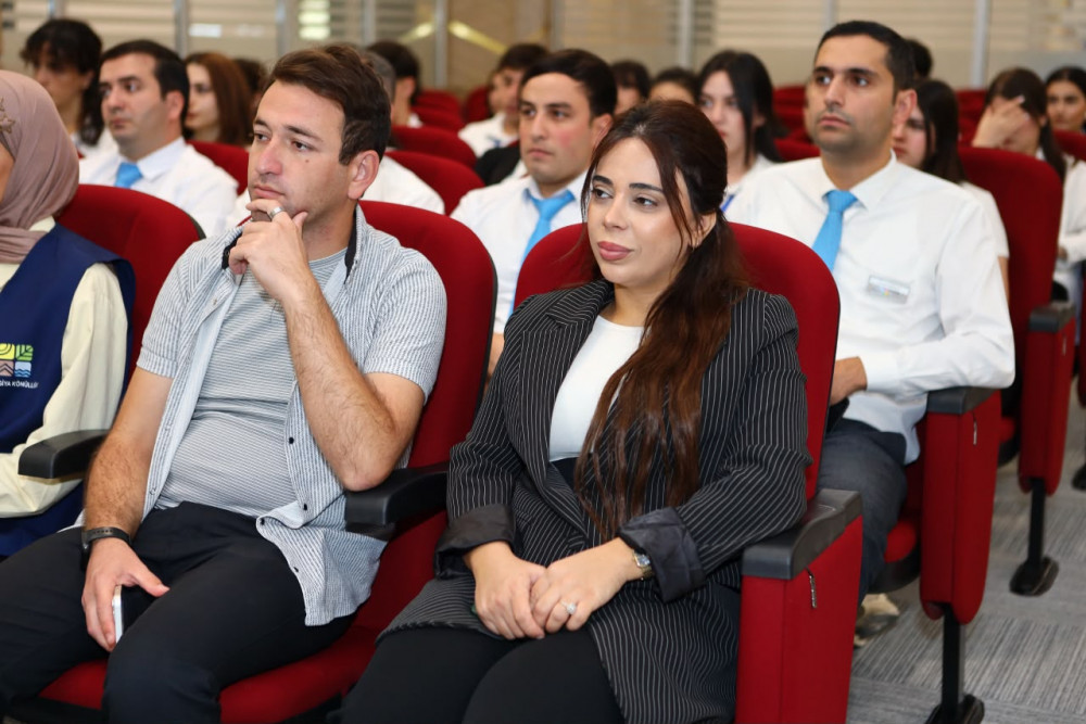 "ASAN xidmət" mərkəzində “Ekoloji məsuliyyət və davamlı gələcək” mövzusunda maarifləndirici görüş keçirilib<font color=red> - FOTOLAR</font>