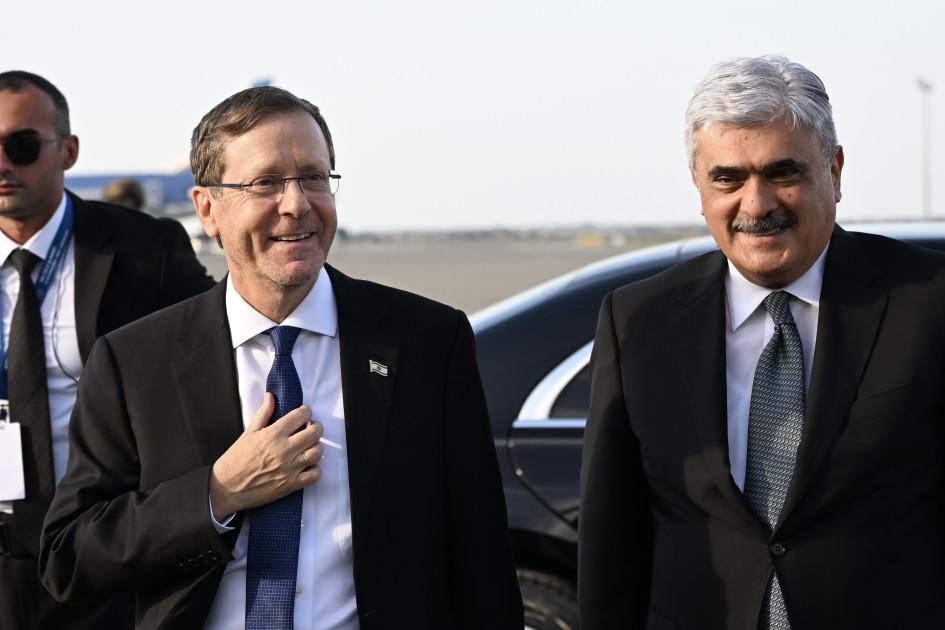 İsrail Prezidenti İsxak Hersoq Azərbaycana səfərə gəlib<font color=red> - FOTOLAR</font>