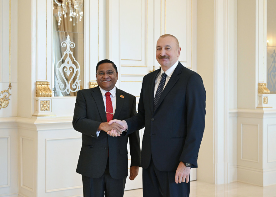 Prezident İlham Əliyev Şri-Lankanın xarici işlər, xarici məşğulluq və turizm nazirini qəbul edib<font color=red> - FOTOLAR</font>