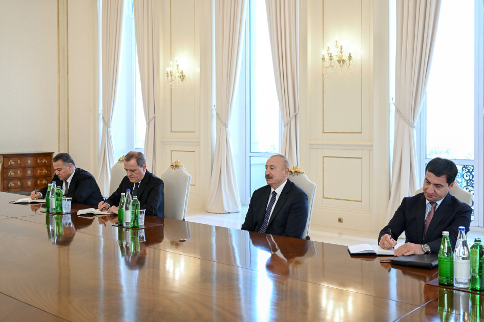 Prezident İlham Əliyev Bəhreynin xarici işlər nazirini qəbul edib<font color=red> - FOTOLAR</font>