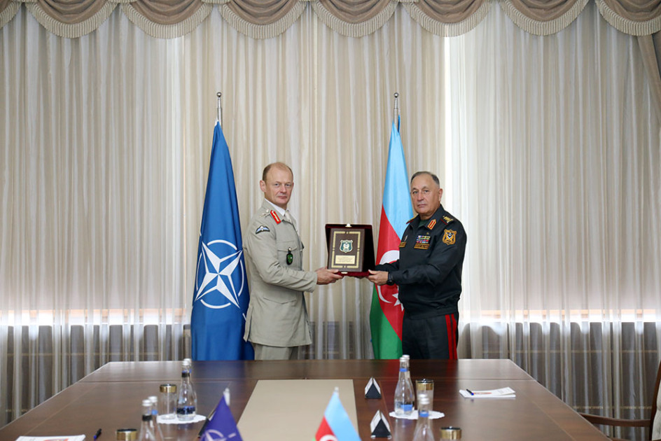 Azərbaycan Ordusunun Baş Qərargah rəisi NATO-nun nümayəndə heyəti ilə görüşüb<font color=red> - FOTOLAR</font>