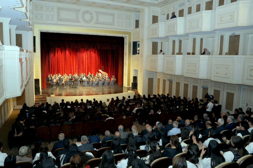 Naxçıvanlı bəstəkarların əsərlərindən ibarət “Naxçıvanım mənim” konsert proqramı təqdim olunub<font color=red> - FOTOLAR</font>