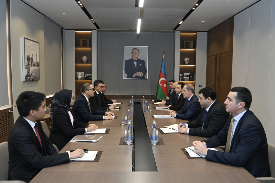 Azərbaycan və İndoneziya arasında siyasi məsləhətləşmələr keçirilib<font color=red> - FOTOLAR</font>