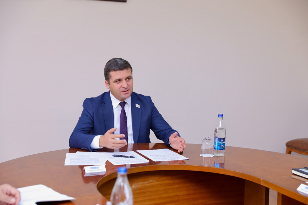 Ali Məclisin Hüquq siyasəti  komitəsinin iclası keçirilib<font color=red> - FOTOLAR</font>