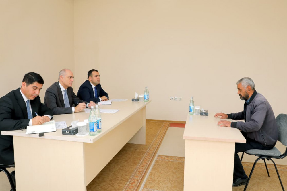 Ali Məclis sədrinin birinci müavini  vətəndaşları qəbul edib<font color=red> - FOTOLAR</font>