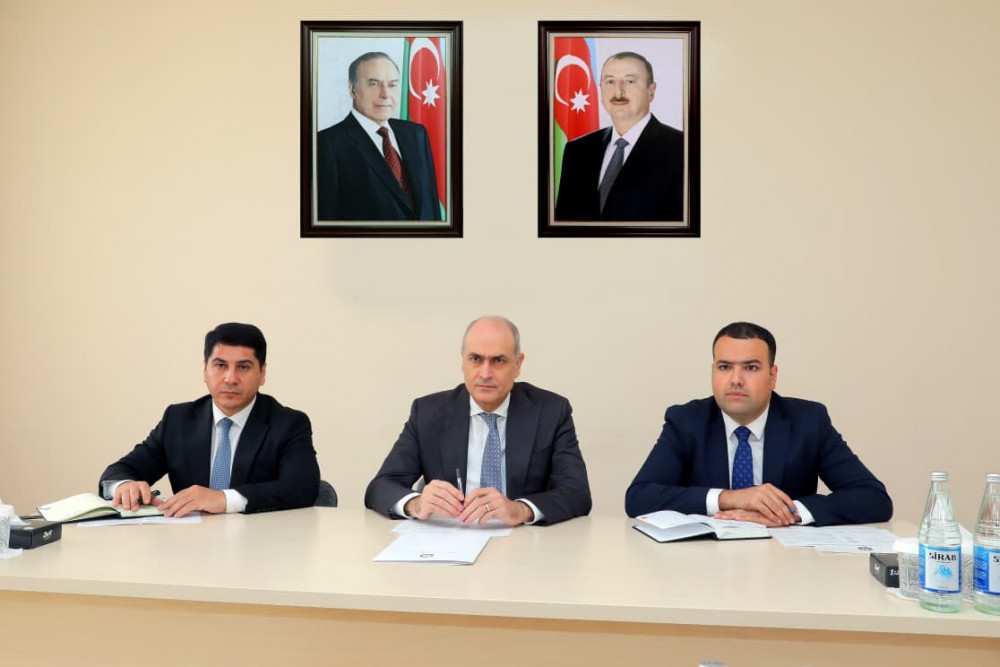 Ali Məclis sədrinin birinci müavini  vətəndaşları qəbul edib<font color=red> - FOTOLAR</font>