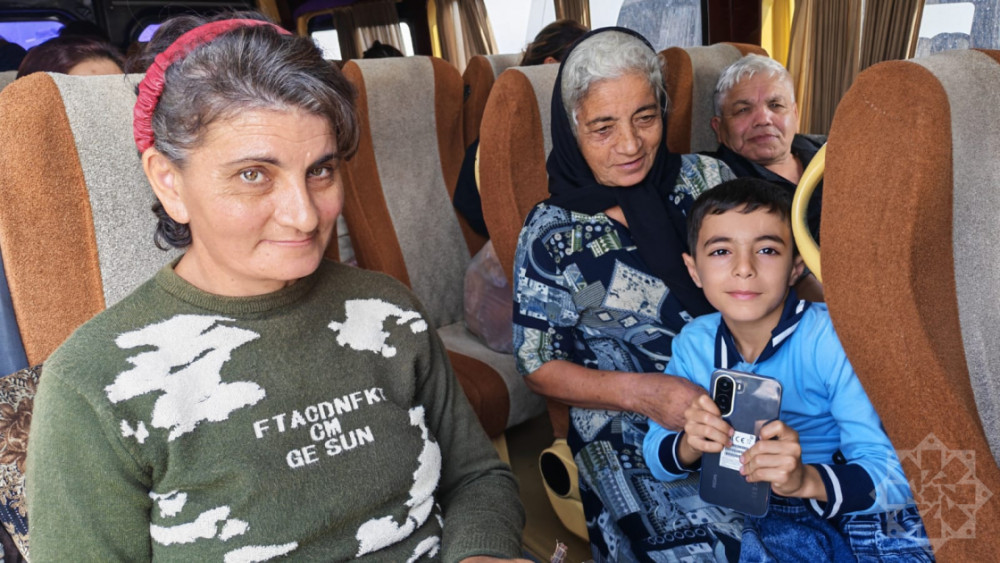 Böyük Qayıdış davam edir: Ağdamdan Xocalı və Ağdərəyə növbəti köç yola salınıb<font color=red> - FOTOLAR</font>