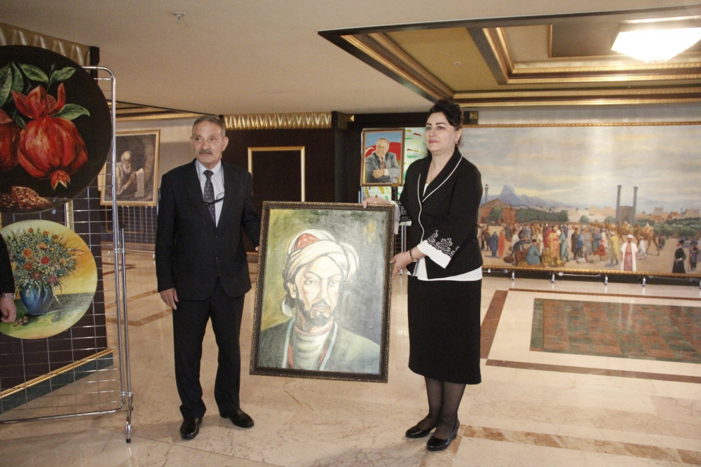 Rəssam Nizami Məmmədovun 60 illik yaradıcılığına həsr olunmuş sərgi açılıb<font color=red> - FOTOLAR</font>