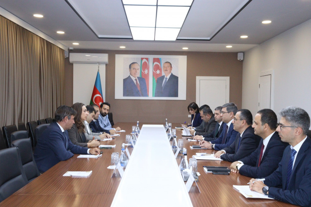 İqtisadiyyat Nazirliyində tekstil sənayesinin inkişaf perspektivləri müzakirə olunub<font color=red> - FOTOLAR</font>
