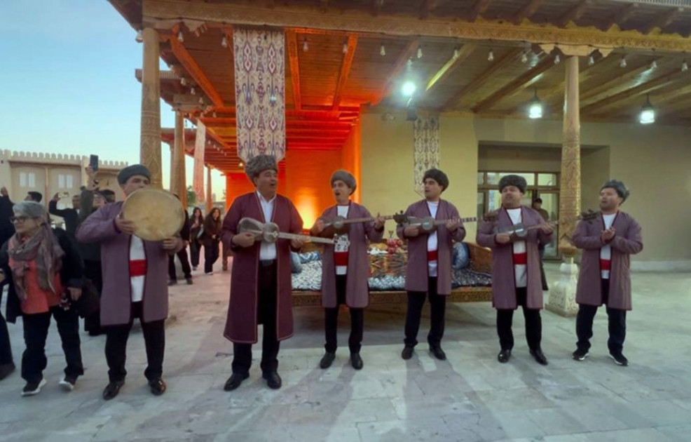 Azərbaycan Xivədə beynəlxalq yaradıcılıq forumunda təmsil olunub<font color=red> - FOTOLAR</font>
