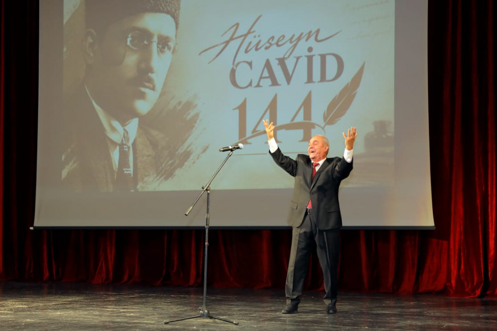 Görkəmli şair, dramaturq və mütəfəkkir Hüseyn Cavidin anadan olmasının 144-cü ildönümü qeyd olunub<font color=red> - FOTOLAR</font>