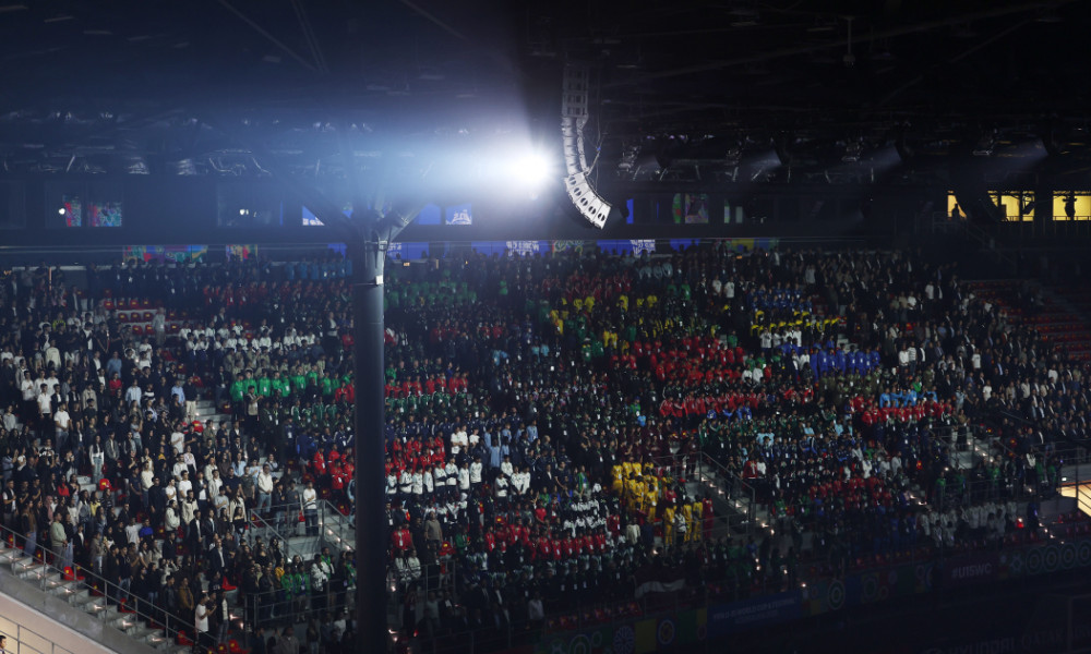 Prezident İlham Əliyev FIFA U-15 dünya çempionatının və festivalının açılış mərasimini izləyib<font color='red'> - YENİLƏNİB 2</font><font color=red> - FOTOLAR</font>