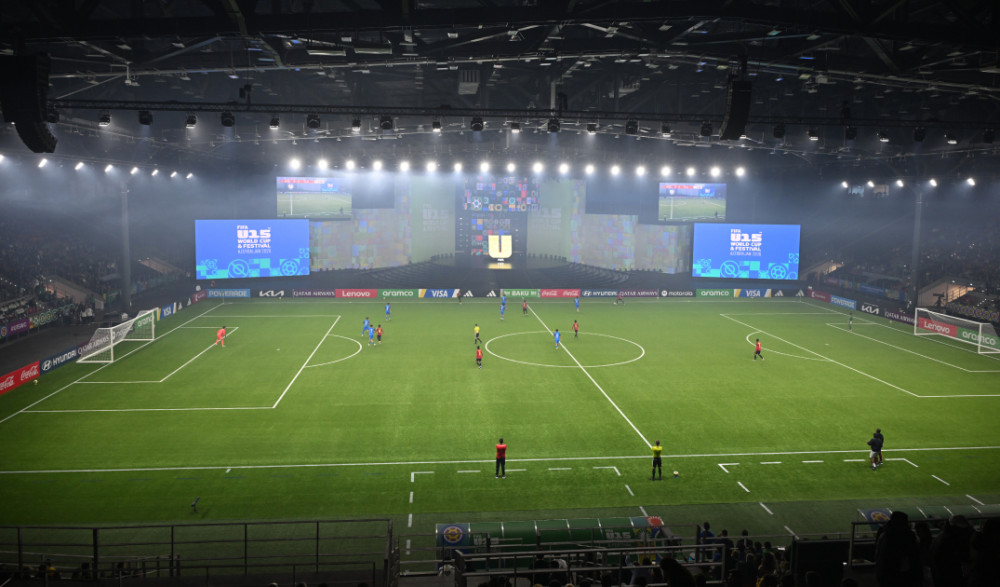 Prezident İlham Əliyev FIFA U-15 dünya çempionatının və festivalının açılış mərasimini izləyib<font color='red'> - YENİLƏNİB 2</font><font color=red> - FOTOLAR</font>