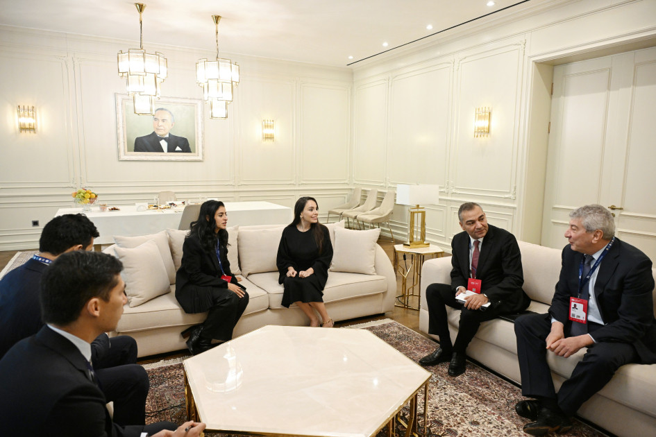 Leyla Əliyeva Dünya Turizm Təşkilatının Baş katibi ilə görüşüb<font color=red> - FOTOLAR</font>