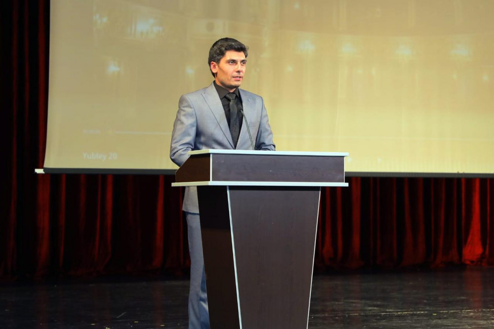 Naxçıvan Dövlət Uşaq Teatrının 20 illik yubileyi qeyd olunub<font color=red> - FOTOLAR</font>