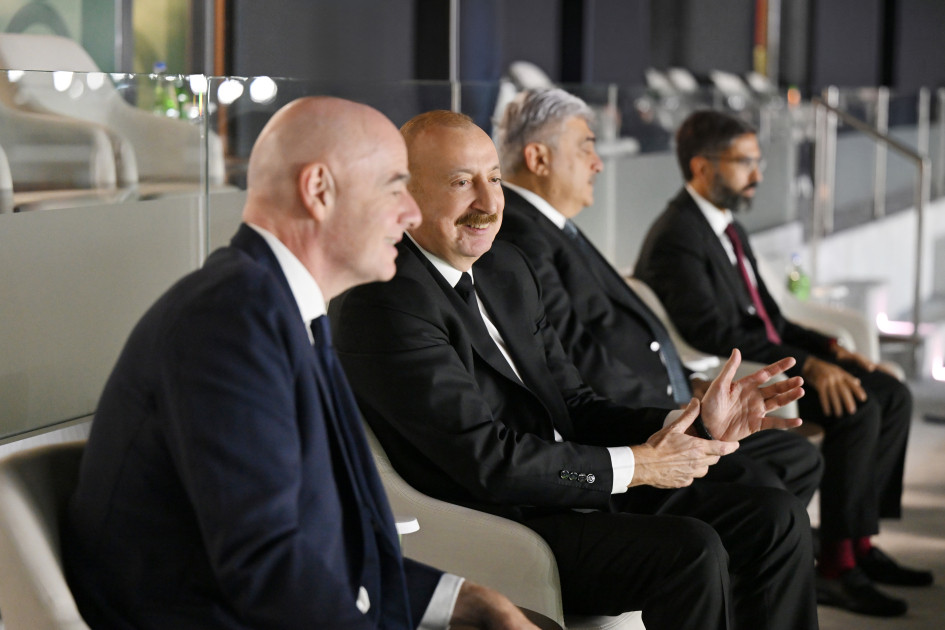 Prezident İlham Əliyev “FIFA U-15 World Cup and Festival”ın final matçını izləyib, mükafatlandırma mərasimində iştirak edib<font color='red'> - YENİLƏNİB</font><font color=red> - FOTOLAR</font>