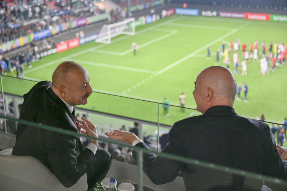 Prezident İlham Əliyev “FIFA U-15 World Cup and Festival”ın final matçını izləyib, mükafatlandırma mərasimində iştirak edib<font color='red'> - YENİLƏNİB</font><font color=red> - FOTOLAR</font>