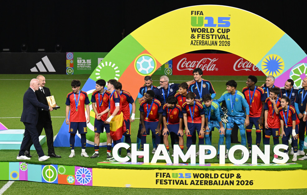 Prezident İlham Əliyev “FIFA U-15 World Cup and Festival”ın final matçını izləyib, mükafatlandırma mərasimində iştirak edib<font color='red'> - YENİLƏNİB</font><font color=red> - FOTOLAR</font>