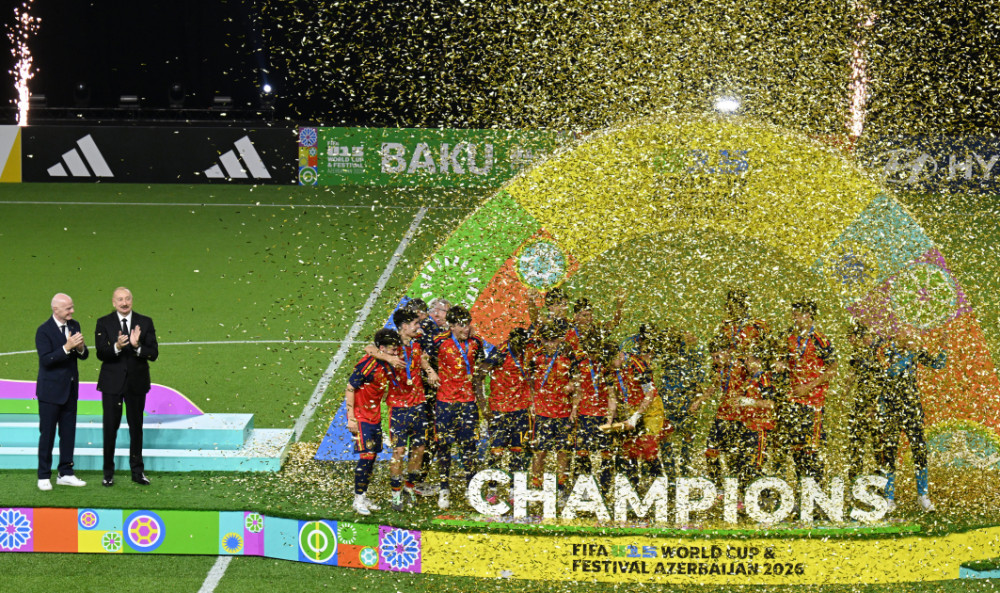 Prezident İlham Əliyev “FIFA U-15 World Cup and Festival”ın final matçını izləyib, mükafatlandırma mərasimində iştirak edib<font color='red'> - YENİLƏNİB</font><font color=red> - FOTOLAR</font>